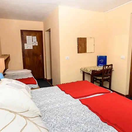 Hotel Genzianella Champoluc Buitenkant foto